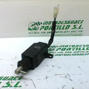 Foto de Motor de apertura de asiento Peugeot tweet 125 referencia 419-22-40515 foto 9