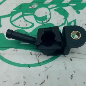 Foto de Conector del inyector Kymco PEOPLE S 125 referencia 369-23-46780 foto 1