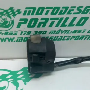 Foto de Piña izquierda Yamaha YBR 125 referencia 124-22-35381 foto 1