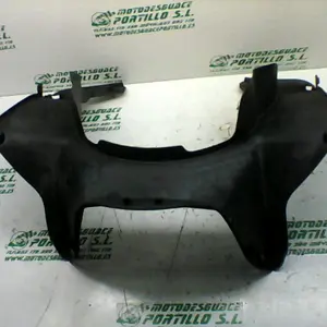 Foto de Embellecedor de cuadro de luces Suzuki GS-500-F referencia 166-19-21435 foto 3