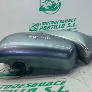 Foto de Carcasa bajo asiento izquierdo Suzuki Intruder 250 referencia 391-23-46919 foto 5