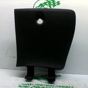 Foto de Puerta de guantera Yamaha XMAX 250I referencia 283-22-37624 foto 3