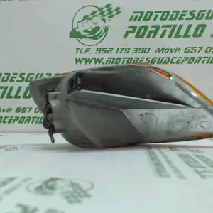 Foto de Intermitente delantero izquierdo Piaggio ZIP Aire 2T 2 50 referencia 88-20-38003 foto 8