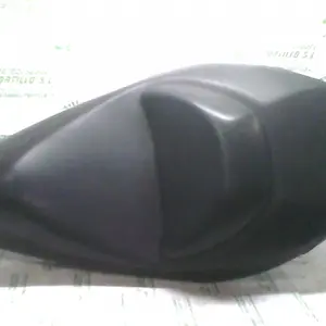 Foto de Asiento Suzuki Burgman 125 referencia 126-17-11500 foto 10