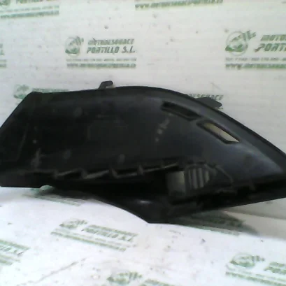 Foto de Reposapies trasero derecho Honda Lead 110 referencia 77-17-39046
