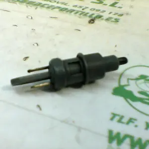 Foto de Sensor de freno delantero Derbi VARIANT SPORT 125 referencia 28-18-12015