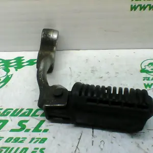 Foto de Estribera delantera izquierda Suzuki GN 250 referencia 152-21-39509