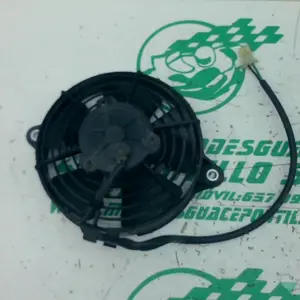 Foto de Ventilador del radiador Honda PS 125 referencia 384-23-46455 foto 6