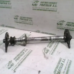 Foto de Eje de rueda trasera Yamaha special 250 referencia 183-16-6592