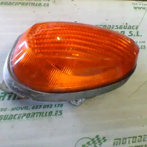 Foto de Intermitente trasero derecho Yamaha Neos 50 referencia 160-18-48955 foto 8