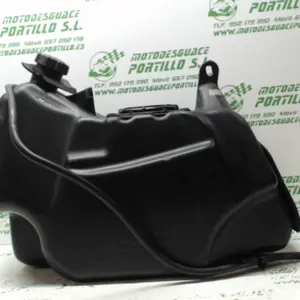 Foto de Deposito gasolina Piaggio X9 500 referencia 201-16-2670