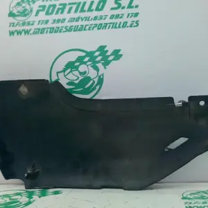 Foto de Carcasa lateral derecha Honda CB 750 referencia 346-23-47421 foto 2