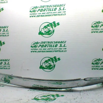 Foto de Embellecedor de carcasa trasera derecha Honda SH 300 I referencia 145-22-34613
