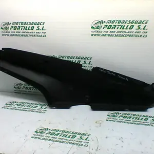 Foto de Carcasa lateral trasera izquierda Suzuki V Strom 650 referencia 144-19-21122 foto 7