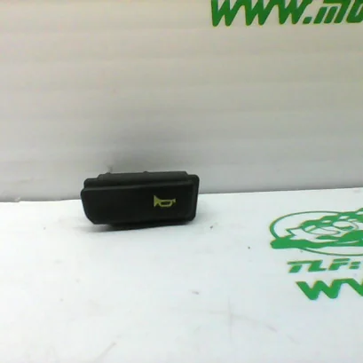 Foto de Interruptor de claxon Honda SH 125 referencia 18-16-49141