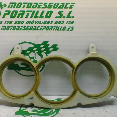 Foto de Embellecedor cuentakilómetros Peugeot CITYSTAR 50 referencia 42-23-42057