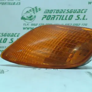 Foto de Intermitente delantero izquierdo Piaggio ZIP Aire 2T 2 50 referencia 88-20-38003 foto 10