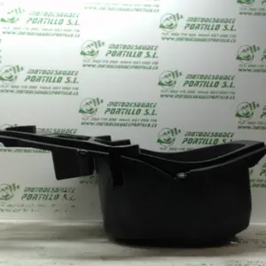 Foto de Porta-casco Piaggio FLY 125 4T referencia 75-19-18283 foto 5