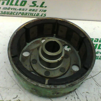 Foto de Plato magnetico Honda CB 450 DX referencia 300-19-23715