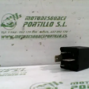 Foto de Rele de arranque Piaggio ZIP Aire 2T 2 50 referencia 61-16-2133