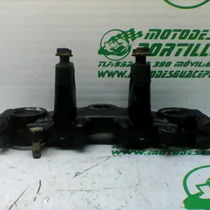 Foto de Tija superior Yamaha DT-80-2T referencia 186-17-30595 foto 3