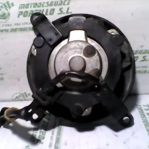 Foto de Ventilador del radiador Honda Forza 250 referencia 234-18-16130