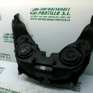 Foto de Faro delantero Yamaha XMAX 250 referencia 213-19-37383 foto 8