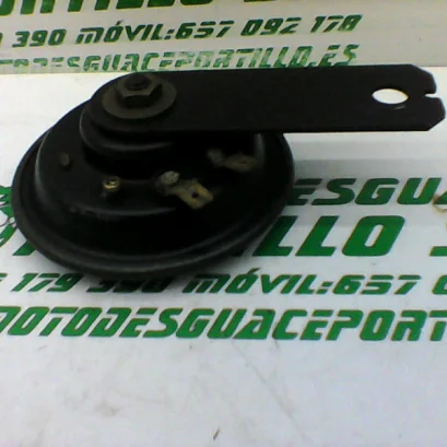 Foto de Claxon Suzuki TU 250 referencia 143-19-20059