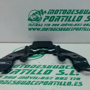 Foto de Soporte baúl Yamaha Xenter 125 referencia 446-22-40604 foto 3