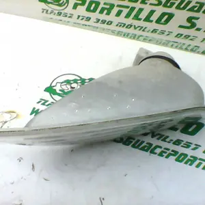 Foto de Intermitente delantero izquierdo Vespa LX 50 2T referencia 321-20-28505 foto 8