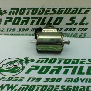 Foto de Bomba de aceite Peugeot Ludix 50 referencia 35-24-47141 foto 18