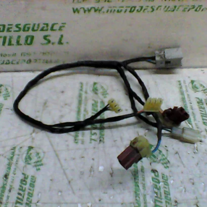 Foto de Instalación de piloto trasero Honda Forza 250 referencia 234-18-16143
