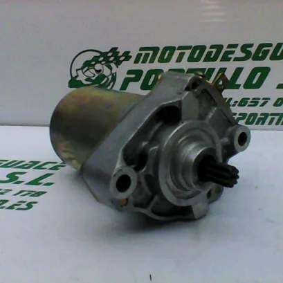 Foto de Motor de arranque Peugeot sv 80 referencia 204-18-20607