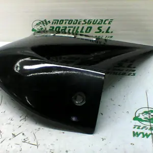 Foto de Carcasa delantera derecha Honda CBF 250 referencia 180-20-33897 foto 13