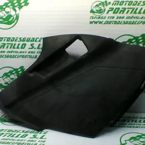 Foto de Carcasa bajo asiento izquierdo Derbi RAMBLA 250 referencia 304-20-27238 foto 2