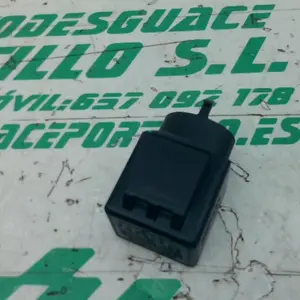 Foto de Rele de intermitencia Honda PS 125 referencia 106-24-47775 foto 8