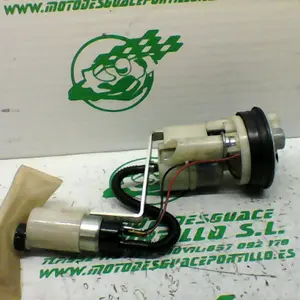 Foto de Bomba gasolina Piaggio MP3 250 RL referencia 397-21-40203