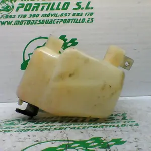 Foto de Depósito de aceite Gilera DNA 50 referencia 38-23-42488 foto 3