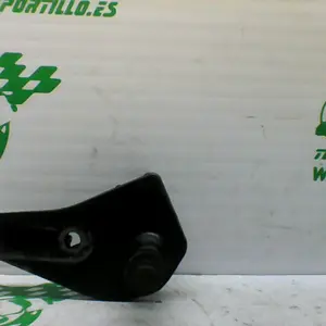 Foto de Estribera delantera izquierda Suzuki Marauder 250 referencia 193-21-33300 foto 6