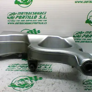 Foto de Basculante BMW K1200R referencia 332-23-45455 foto 3