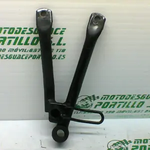 Foto de Estribera trasera derecha Honda CBF 125 M referencia 166-22-34806 foto 2