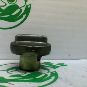 Foto de Tapón de deposito de gasolina Honda Dylan 125 referencia 352-22-38680 foto 3