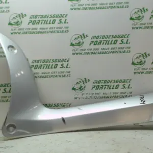 Foto de Carcasa lateral izquierda Yamaha Xcity 250 referencia 366-19-37347 foto 7
