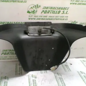 Foto de Portamatricula Piaggio X9 250 referencia 44-18-12402 foto 3