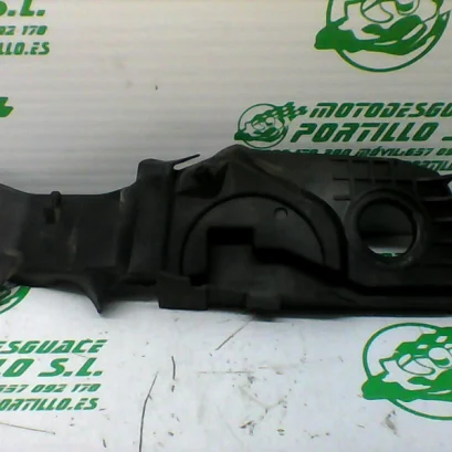 Foto de Rebosadero de gasolina Yamaha VITY 125 referencia 276-19-29938