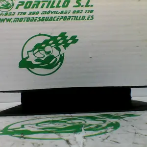 Foto de Soporte portamatricula Kawasaki Gpz 500 referencia 132-18-43206