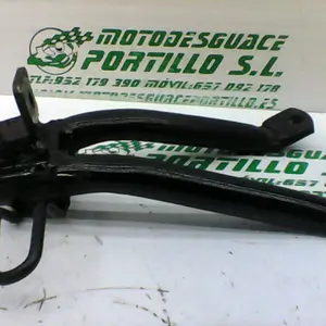 Foto de Estribera trasera izquierda Honda CBF 125 M referencia 166-22-34805 foto 7