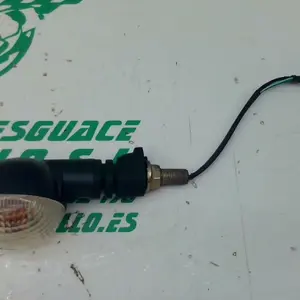 Foto de Intermitente delantero derecho Benelli MACIS referencia 324-22-39703 foto 1