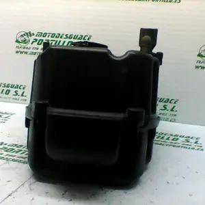 Foto de Caja de filtro Suzuki V Strom 650 referencia 144-19-21146 foto 6