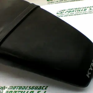 Foto de Asiento Kymco VENOX 250 referencia 154-19-20786 foto 9